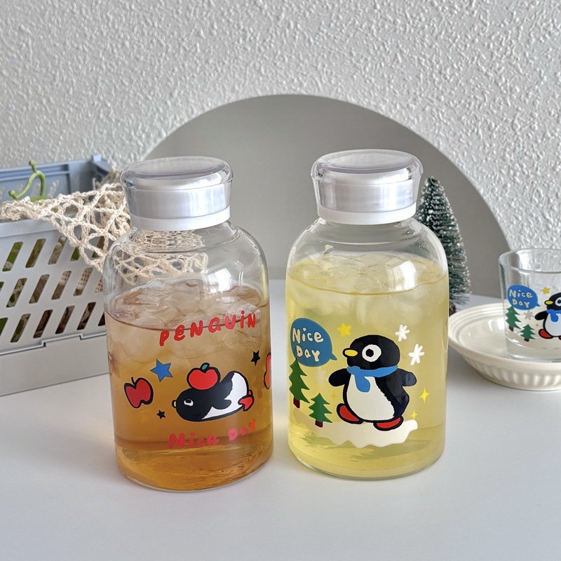 Self-made penguin glass cups, high borosilicate cups, heat-resistant water cups, coffee cold brew cups, beverage bottles, milk tea bottles, students full figure