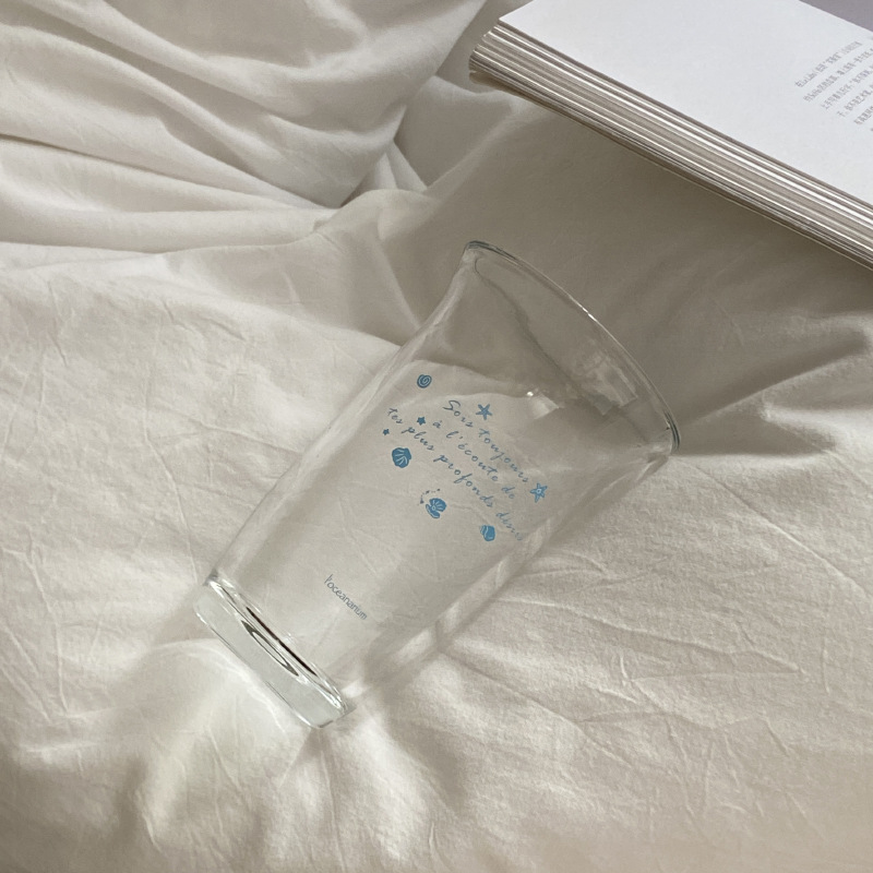 A refreshing blue ocean shell juice cup with a Chinese style, an ins retro and niche American coffee cup, and a design sense water cup Application Scenario