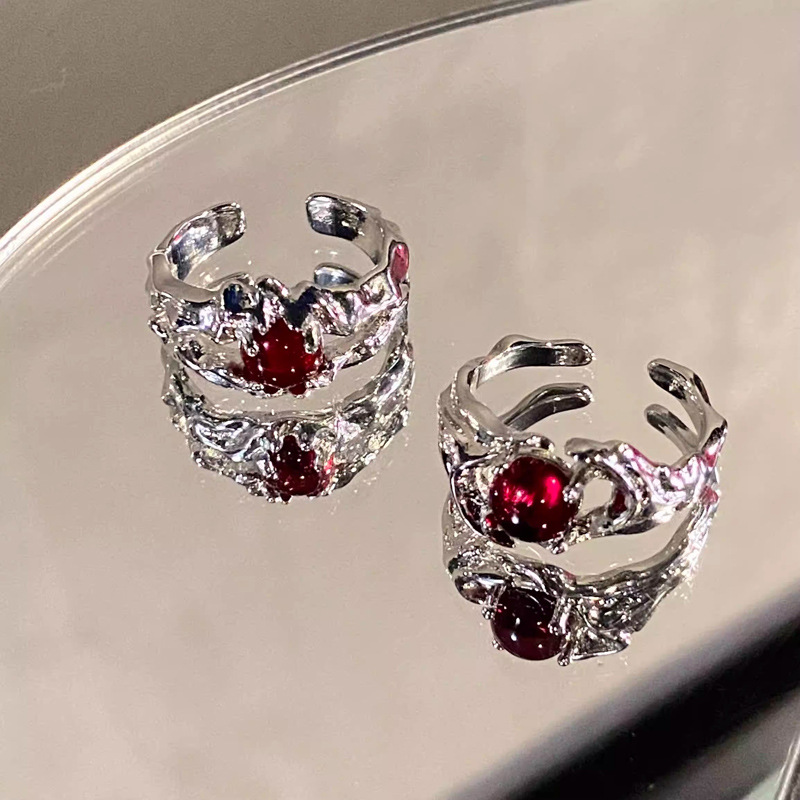 Dark style irregular red stone open ring for women on Instagram, cold style, fashionable and individual texture, high-end sense ring trend Application Scenario