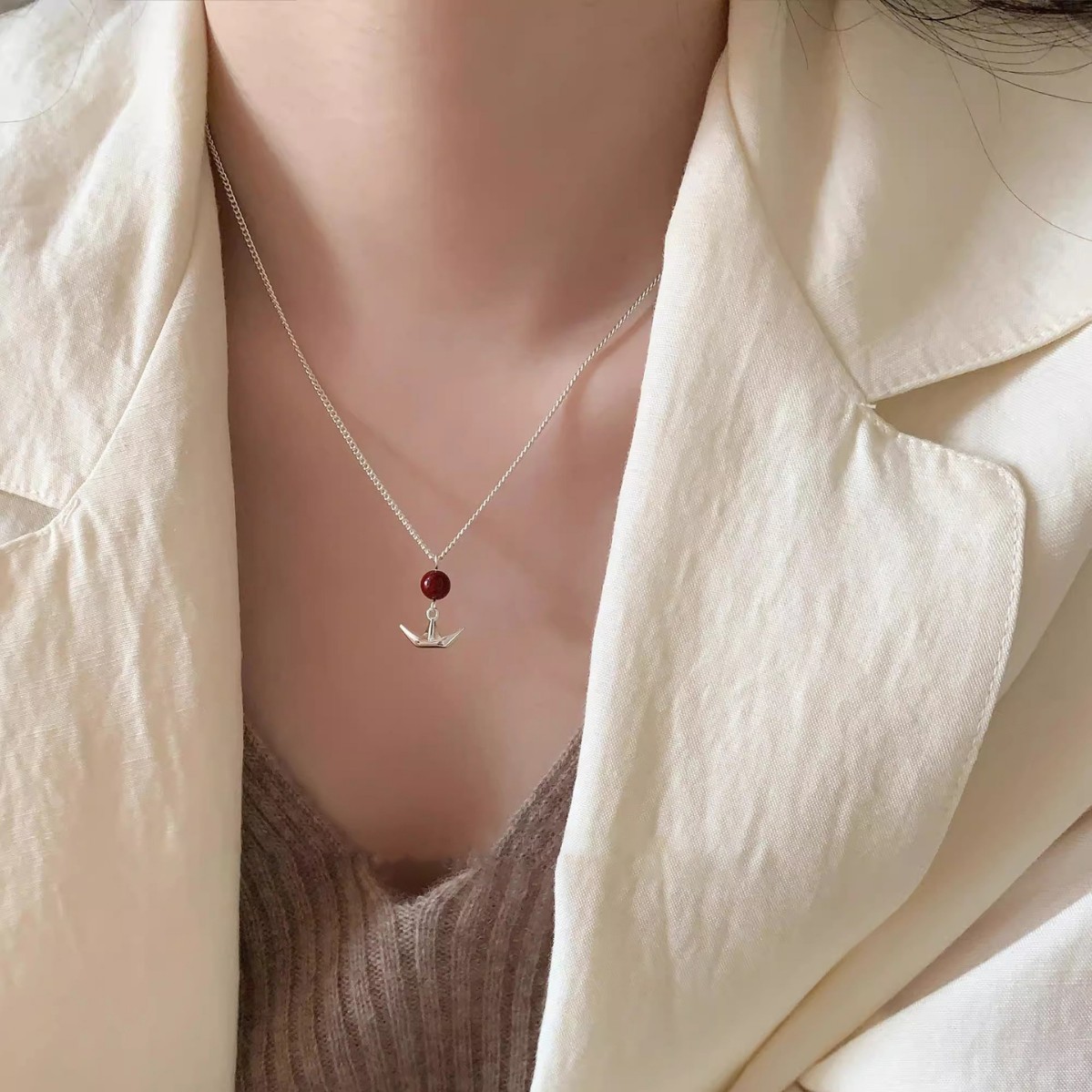 New Chinese-style versatile necklace, women's Smooth Sailing pendant necklace, niche and light luxury neckchain, collarbone chain full figure