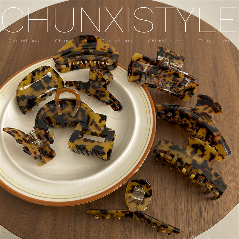 Dark series acetic acid hairpin tortoiseshell back hairpin for women, large and elegant updo hairpin, medium size leopard print shark hairpin details Picture