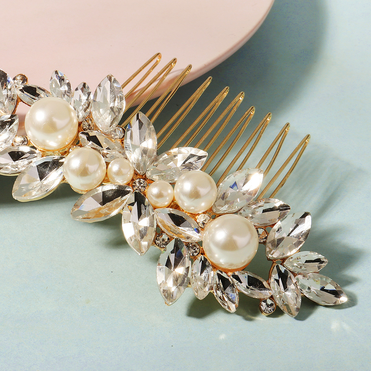 European and American cross-border bride headwear, horse eye water diamond insert comb, high-end wedding updo hair accessory, versatile pearl hair comb for women details Picture