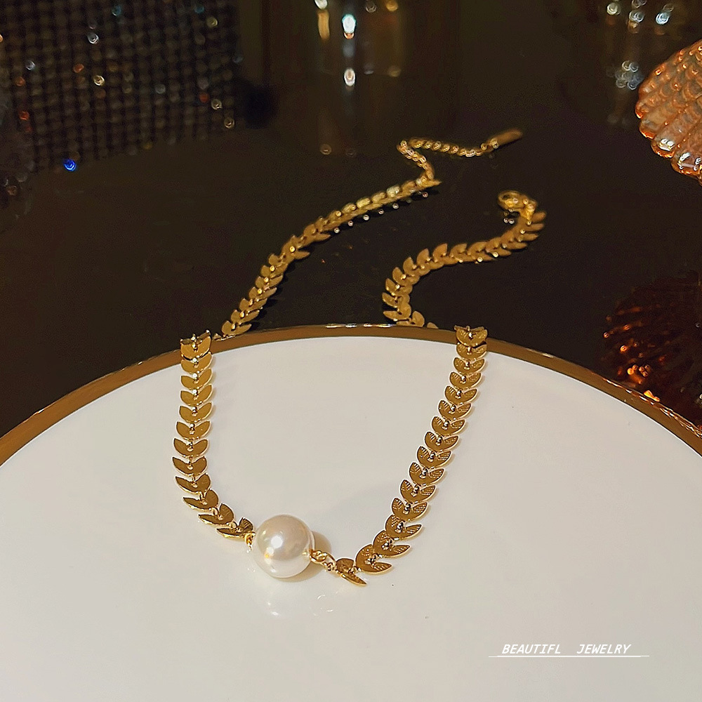 Fashionable French Baroque pearl necklace, high-end design sense, versatile collarbone chain, popular and niche wheat ear neck chain for women details Picture