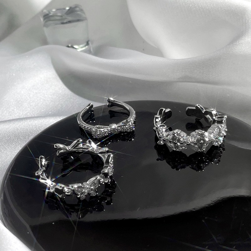 This is a light luxury butterfly zircon open ring from Japan and South Korea. It features a sweet, cool, and high-end design with a unique style. It is a versatile and fashionable ring Specification drawing
