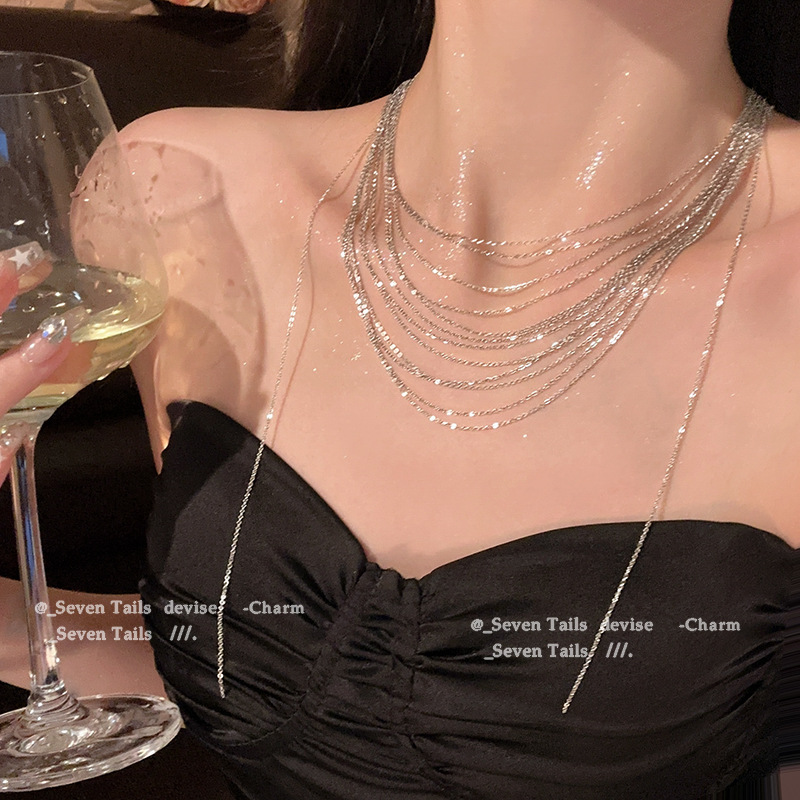 A new 2024 women's multi-layered tassel collarbone chain necklace, an Instagram niche and light luxury tassel necklace details Picture
