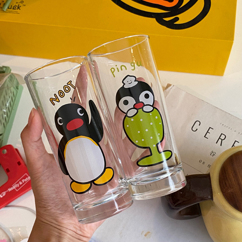 Homemade retro and Chinese-style cute penguin glass cups, cool melon soda glass cups, water cups and juice cups full figure