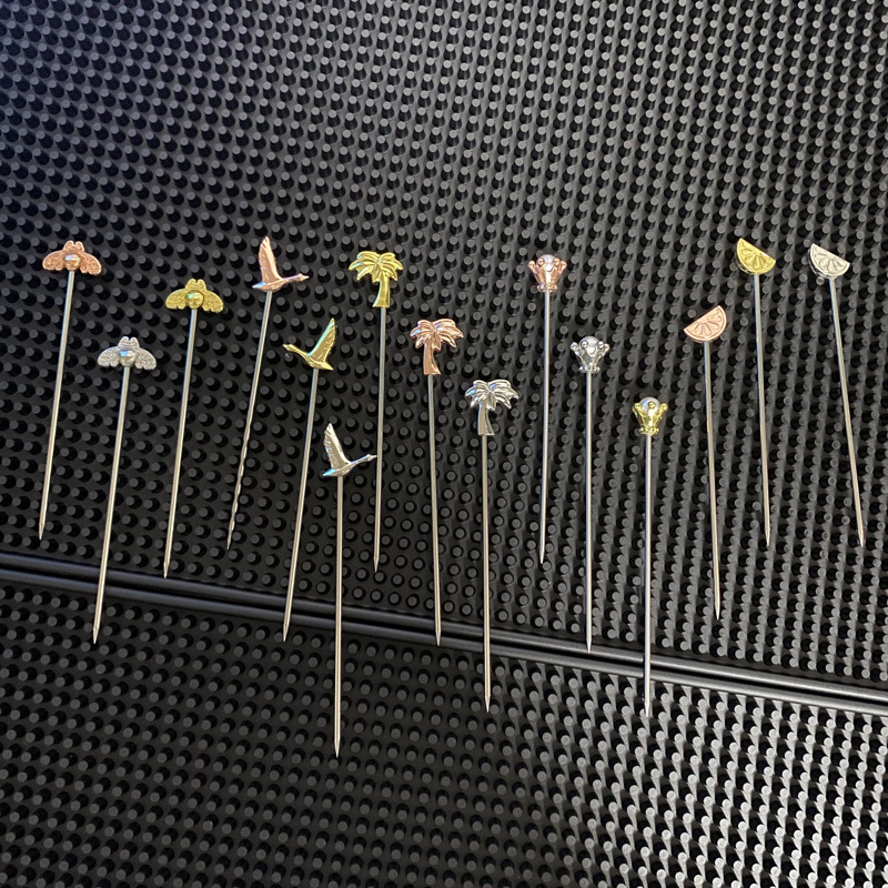 304 stainless steel cocktail needle, creative metal Martini olive wine label, bar fruit decoration needle full figure