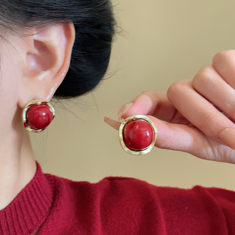 Ankela red pearl stud earrings for Women, a new bestseller in 2025, with a unique sense of high-end style and retro autumn and winter earrings details Picture