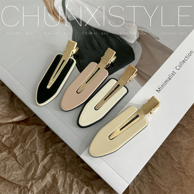 Invisible hair clips, summer bangs clips for women, popular 2023 new style forehead small hair clips, side duckbill clips headwear details Picture