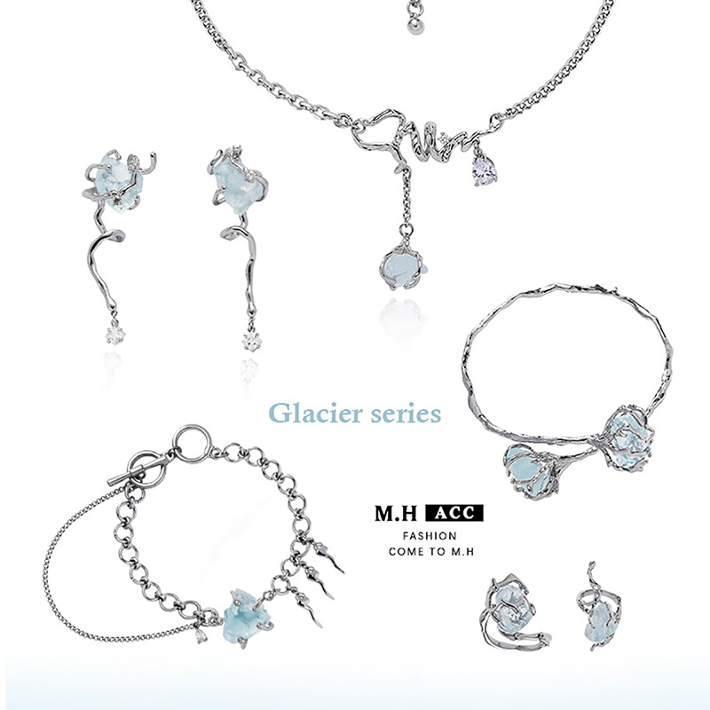 Original blue Glacier series necklaces for women wholesale, new Chinese-style light luxury, national trend niche design, high-end sense neck accessories full figure