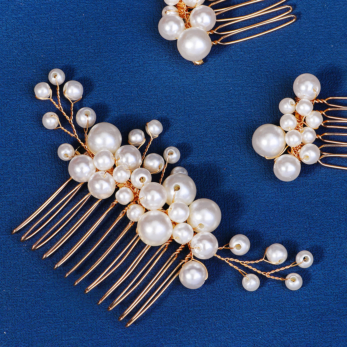 Japanese and Korean Ins-style hair accessories, retro socialite updo, hand-stitched comb, bride's wedding dress, evening gown, pearl hair comb three-piece set Application Scenario