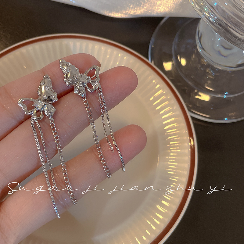 S925 Silver Needle Japanese and Korean sweet and cool butterfly tassel earrings for Women, a unique and simple cold style hot girl earrings this year details Picture