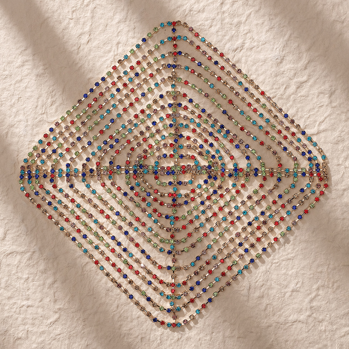 The Dongdaemun hair accessory in South Korea features a geometric diamond-encrusted tassel hair chain with an ins style, fashionable and individual, and a nightclue-style hair band Specification drawing