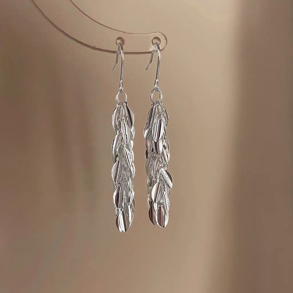 Sparkling Wheat Ear Tassel Earrings 2025 New bestseller High-end earrings, unique and unique feminine charm earrings Application Scenario