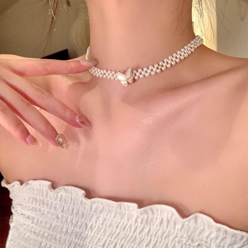 Gentle mother-of-pearl butterfly multi-layer pearl necklace for women, light luxury, niche feel, fashionable and versatile neckchain, collarbone chain for women details Picture