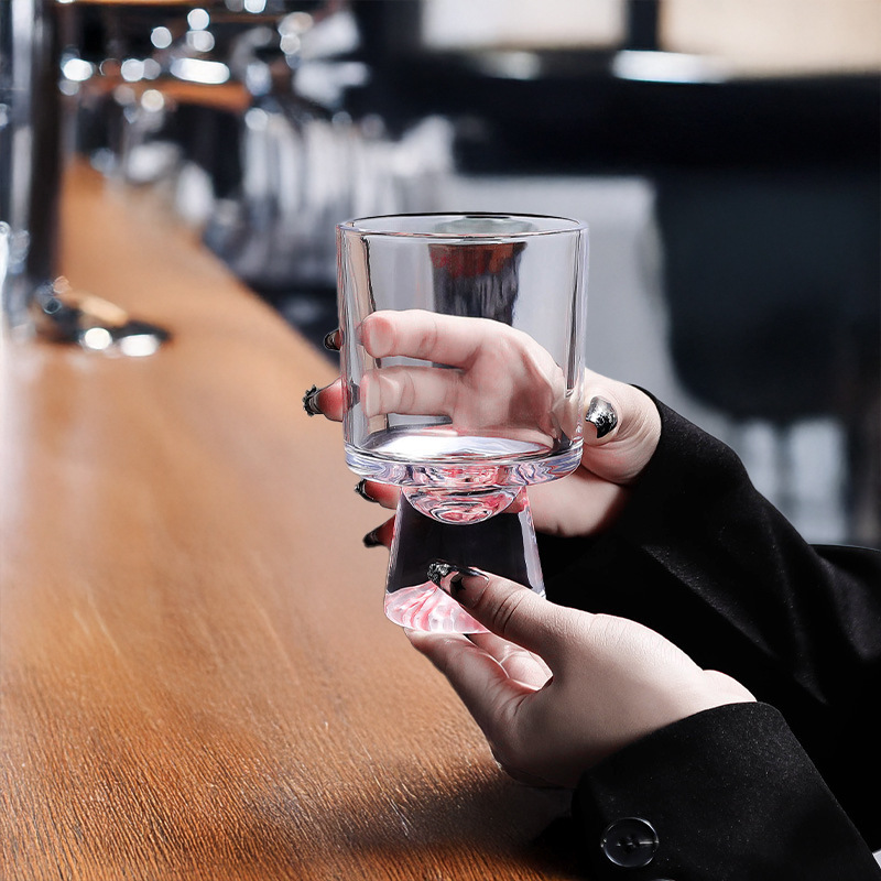 Pink limited edition mountain glass cup, high-end, niche, slightly tipsy cup, highball cup, wine glass, dessert coffee cup, beverage cup Application Scenario