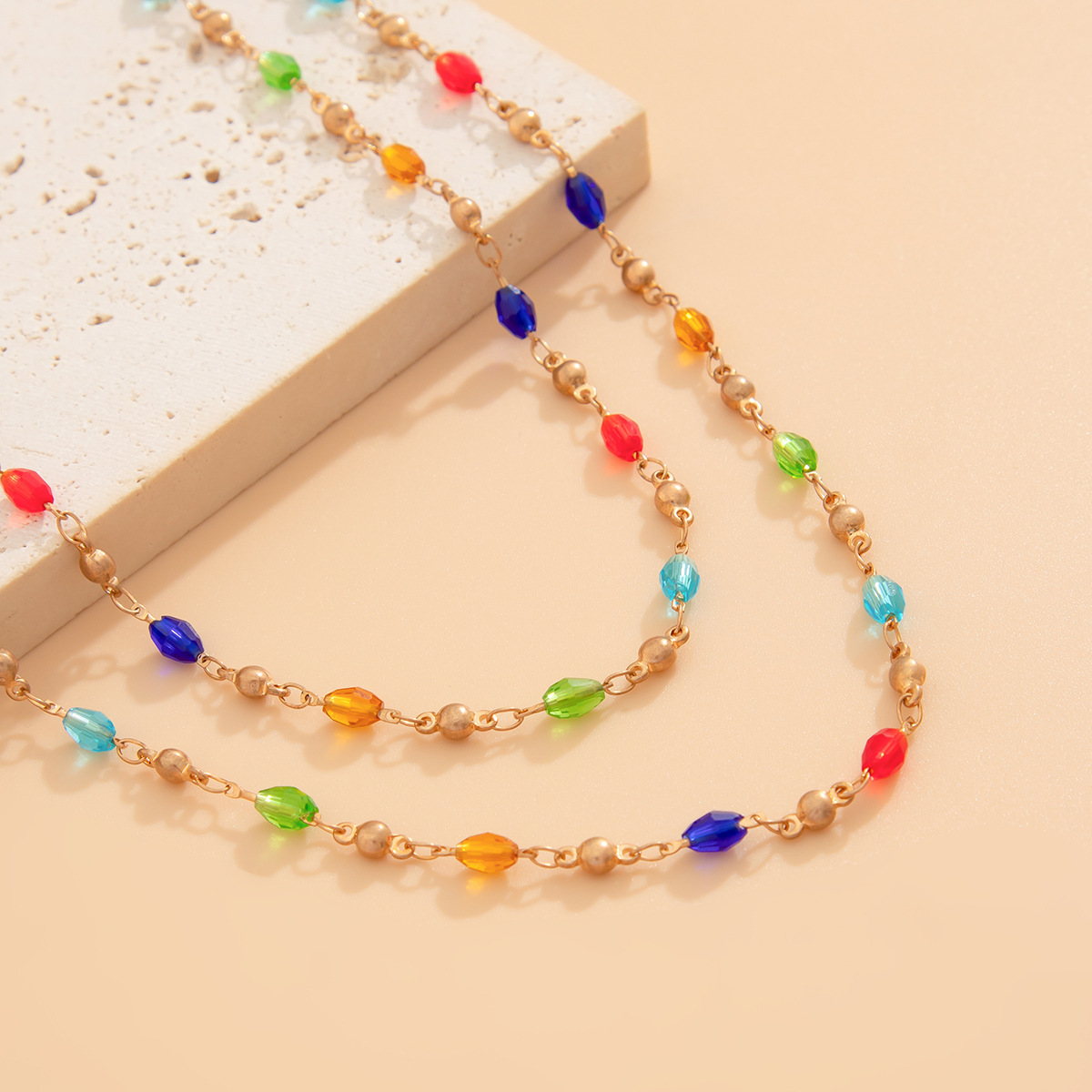 European and American cross-border jewelry, fashionable tassel Y-shaped chain necklace, simple multi-layer oil-dripping beaded collarbone chain for women Application Scenario