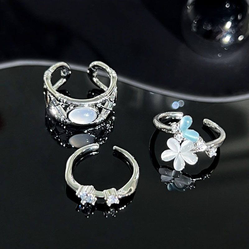 The 2025 new trendy flower-style open ring is a delicate, sweet and cool cat's eye stone, a niche and cold style index ring for women Specification drawing