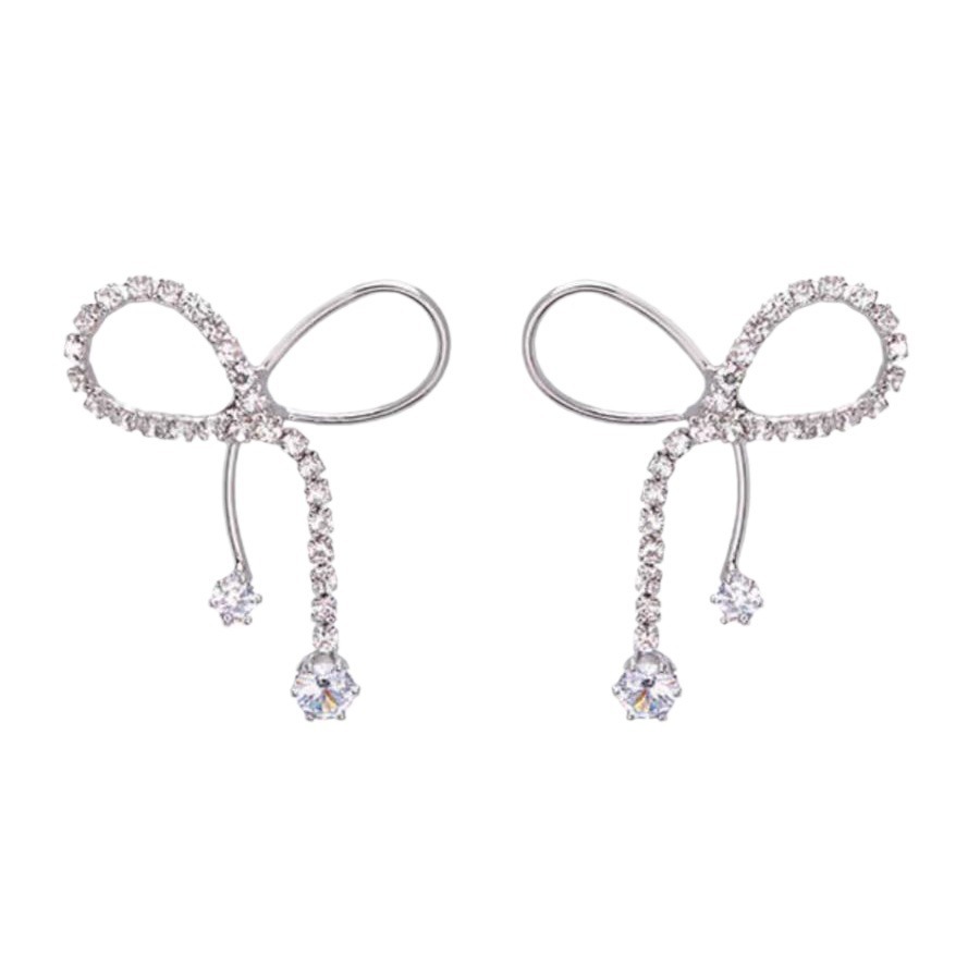 【 Clearance Sale of Accessories 】 Sweet and fashionable geometric earrings and stud earrings, women's niche accessories wholesale, non-returnable and non-exchangeable Item Picture
