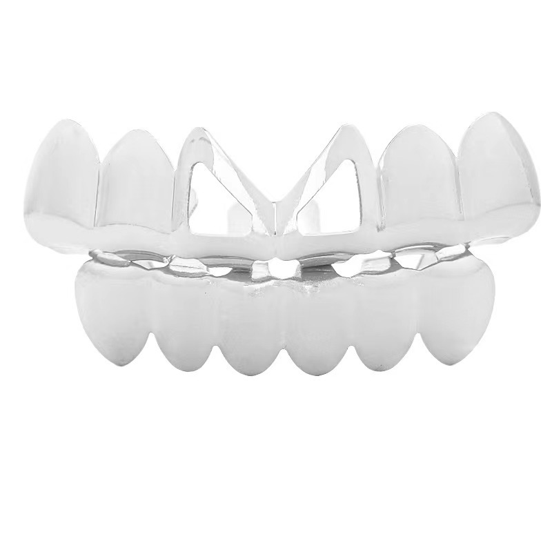 New two-hole protruding teeth Halloween stage dentures, HIPHOP props, hip-hop nightclub props, and braces props Specification drawing