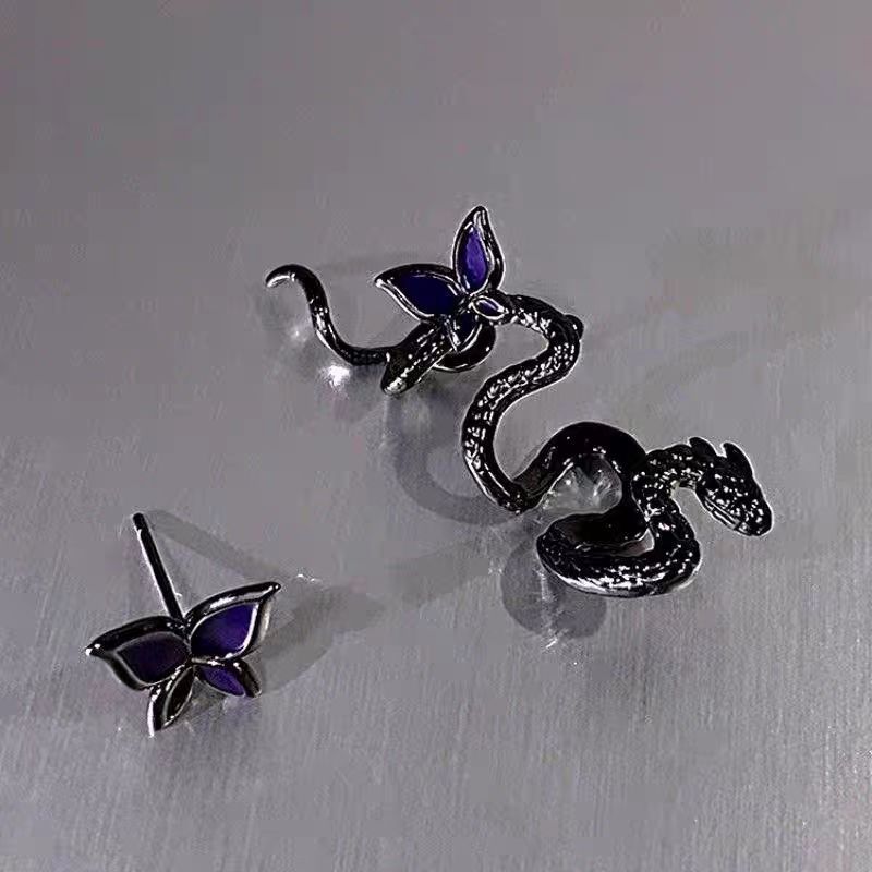 Dark dark style niche design snake ear bone clip women's earrings, light luxury and high-end butterfly stud earrings wholesale details Picture