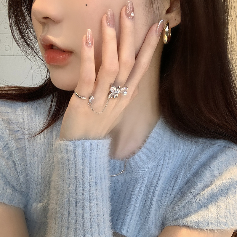 A high-end butterfly zircon chain open ring for women, a niche, fashionable, individual, light luxury and exquisite ins ring Specification drawing