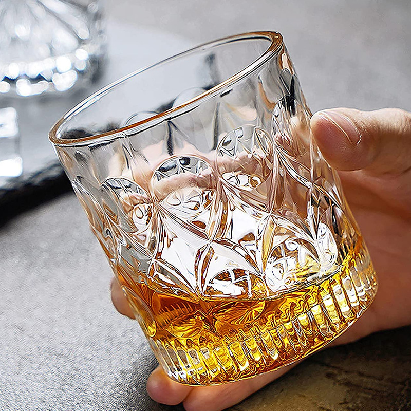 Wholesale of embossed Japanese whisky wine glasses, bar classic cocktails, glass beer glasses, vintage spirits, and foreign wine glasses full figure