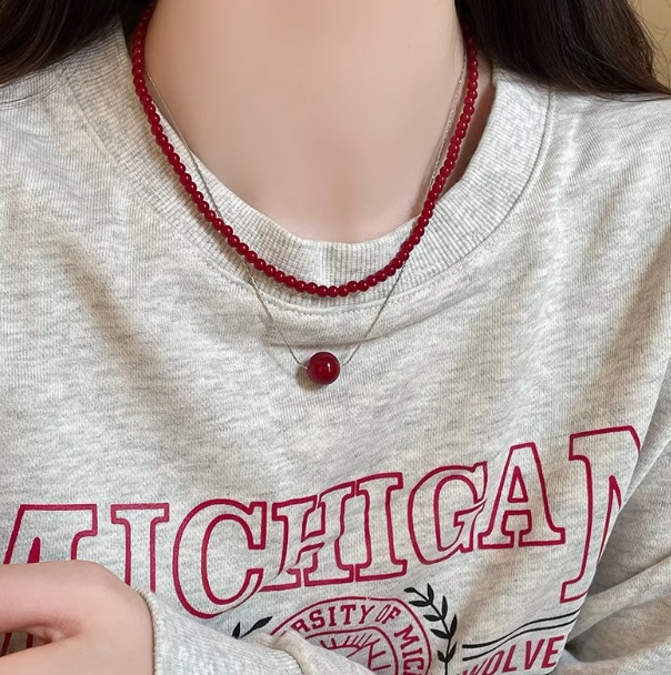 New Chinese-style Ankela red beaded necklace, snake bone chain, women's niche, elegant and fashionable neckchain, collarbone chain Specification drawing