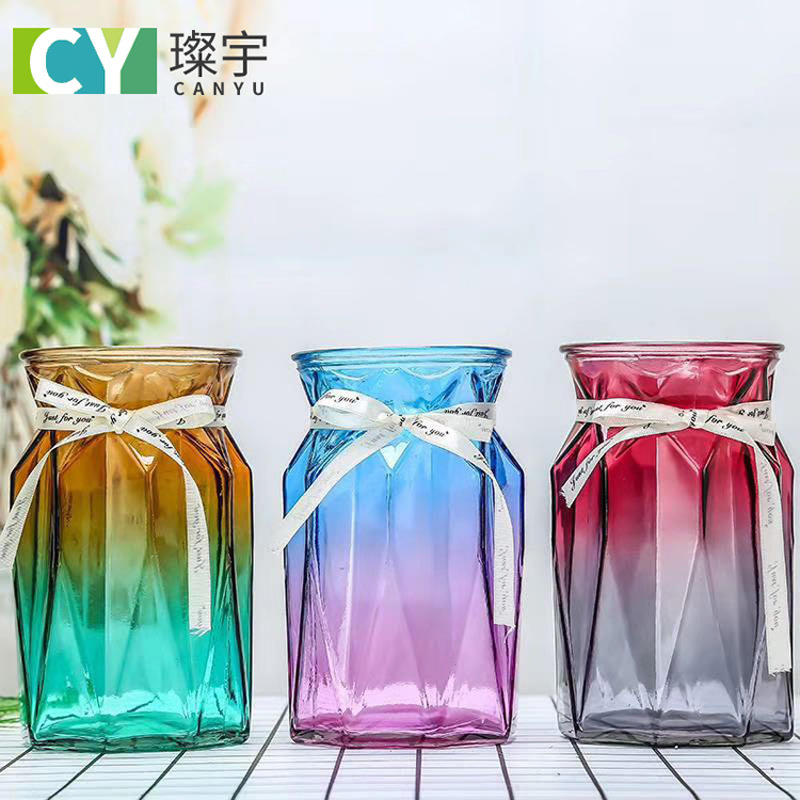 Colorful origami vases, new glass vases, simple dried flower decorations, flower arrangement pieces full figure