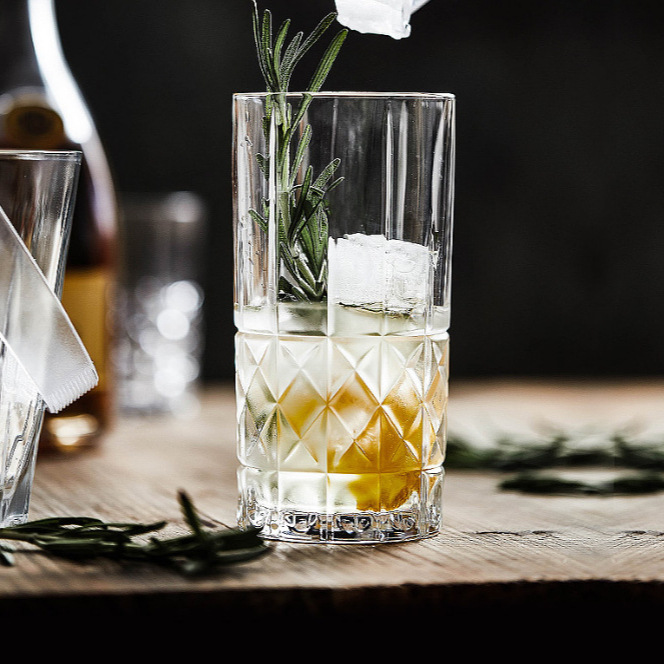 Lizun crystal glass, whisky and spirits glass, European creative brandy and spirits beer glass Specification drawing