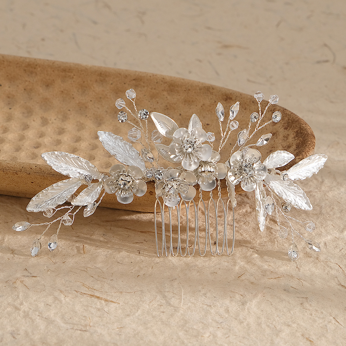 Bridal wedding dress accessories, elegant crystal flower hair comb, alloy leaf diamond-encrusted hair comb, banquet party dress headwear details Picture