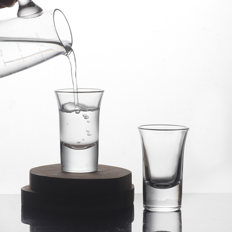 A set of high-end two-ounce small wine glasses for home use, wholesale of wine utensils for restaurants and bars, commercial one-mouth cups and bullet cups Specification drawing