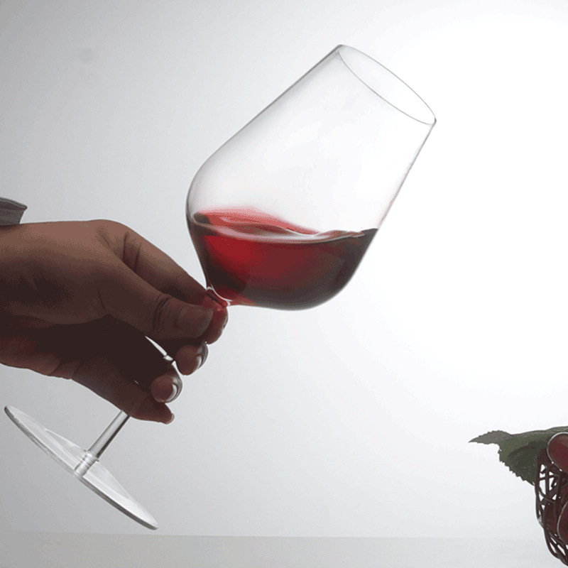 Ultra-thin glass wine glasses, goblets, foam packaging, high appearance level, household large-capacity glass wine glasses set Application Scenario