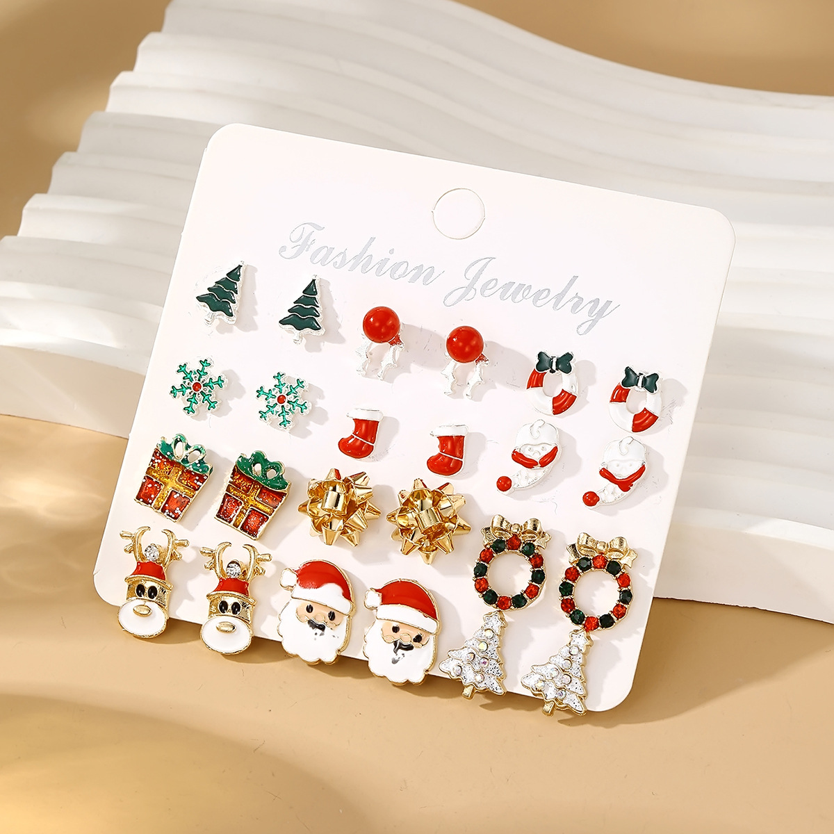 Christmas Stud earrings Set, Christmas Reindeer Gift Box Card Set, Christmas Oil-dropping stud earrings and earrings, versatile and niche stud earrings full figure
