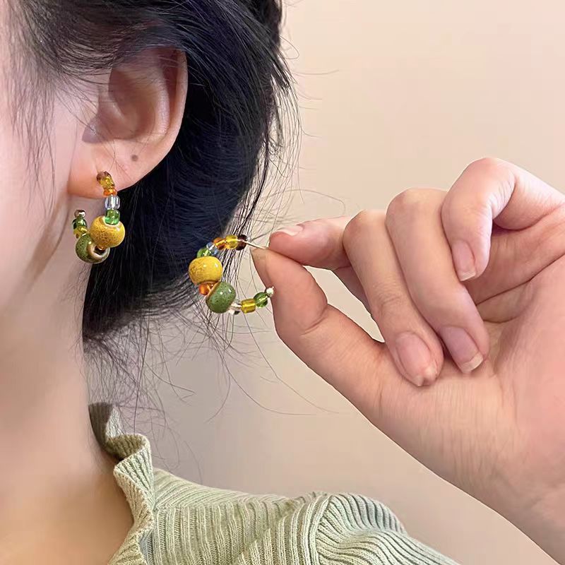 2025 New Chinese-style anti-natural stone beaded earrings, women's summer light luxury high-end earrings, versatile and elegant stud earrings full figure