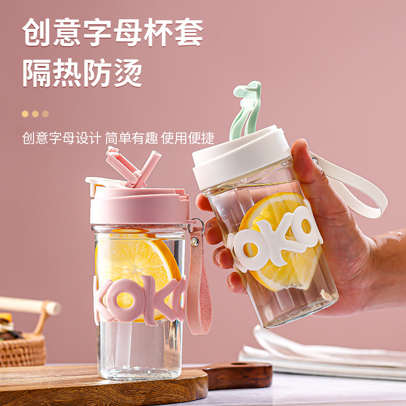 Heat-insulating glass cup, double-drinking cup with one lid, office and home use, high appearance level water cup, portable handle coffee straw cup Application Scenario