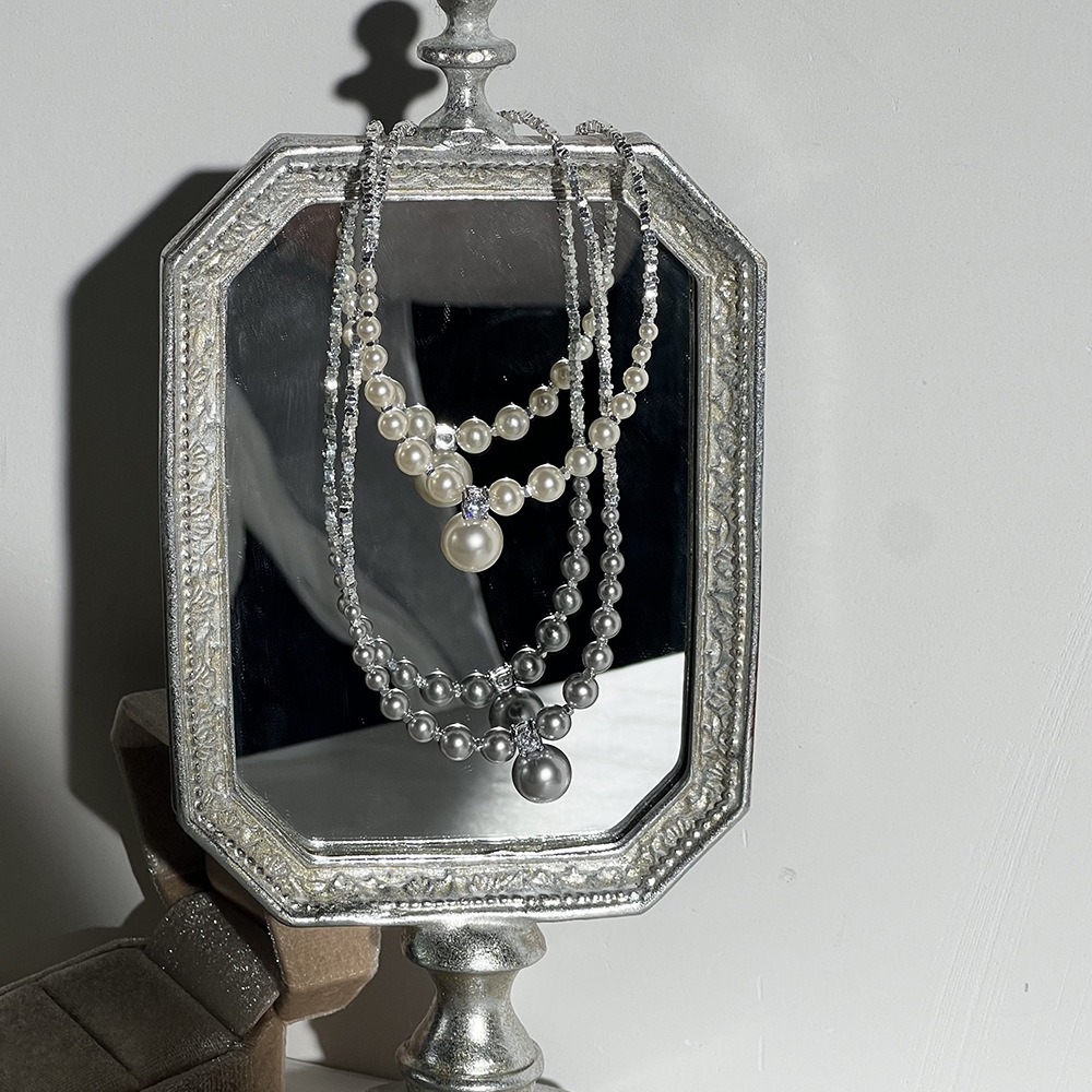 Pearl broken silver necklace with a cold and aloof female design sense, simple collarbone chain, wholesale accessories full figure