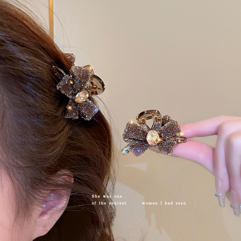 Diamond-encrusted bow small hair clip, feminine charm, bangs small grab clip, side broken hair clip, exquisite and high-end hairpin headwear full figure