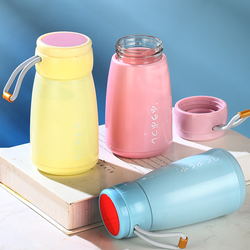 Glass water cups with LIDS and handles, gift cups, printed water cups, solid-color Japanese water cups, and gifts for opening events Application Scenario