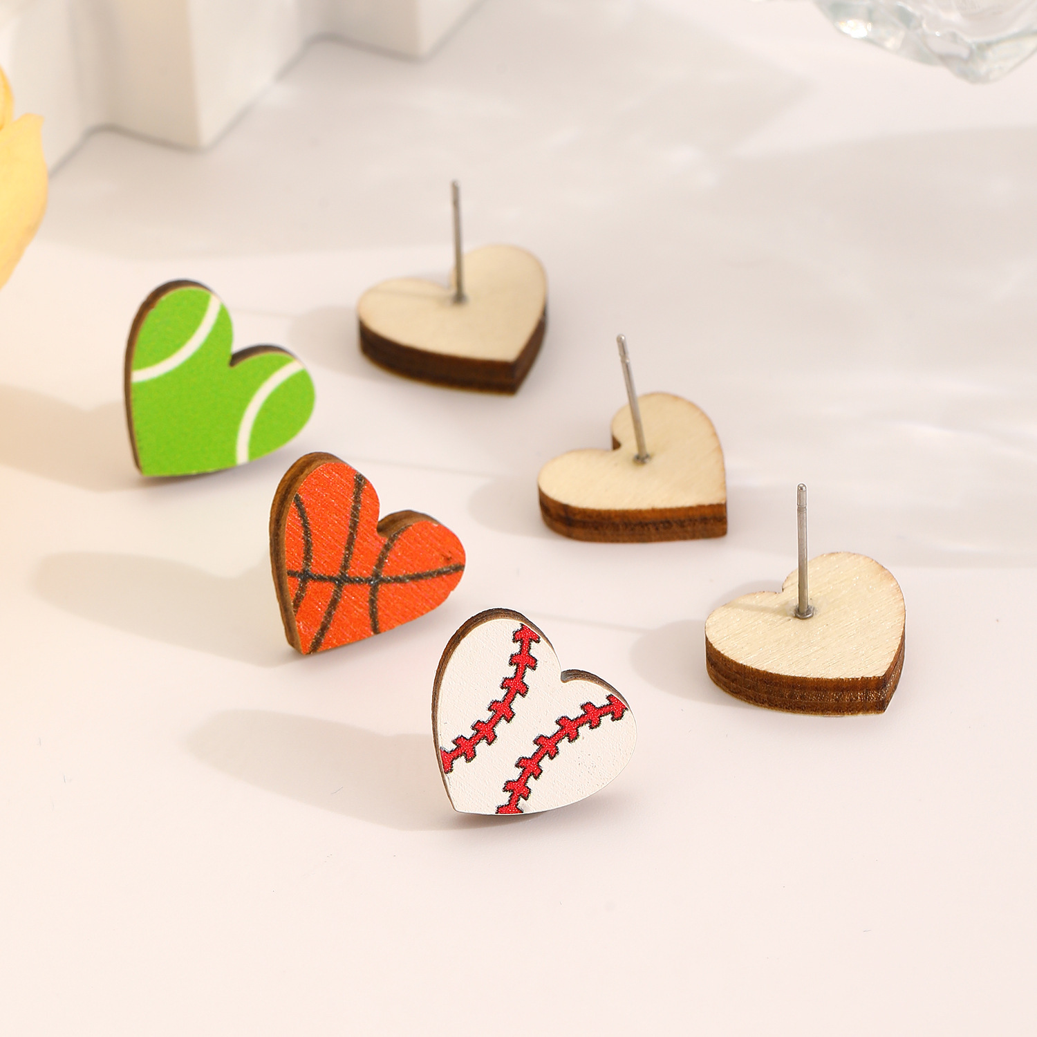 Cross-border fashion and love volleyball, football, basketball, rugby events, sports ball games, black ear studs, simple earrings for women Specification drawing