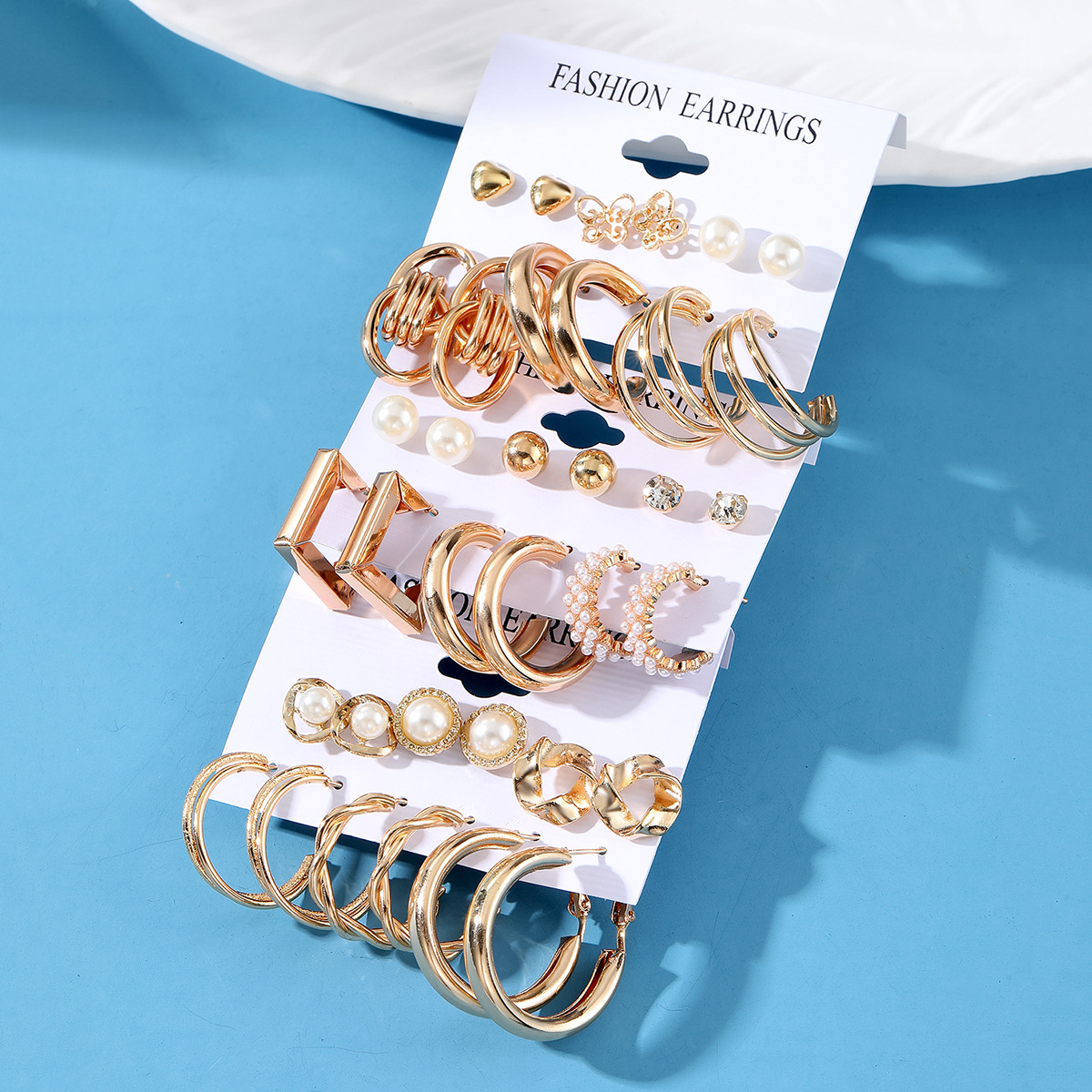A cross-border best-selling European and American metal square geometric women's earring set, C-shaped high-end ear rings and earrings for women details Picture
