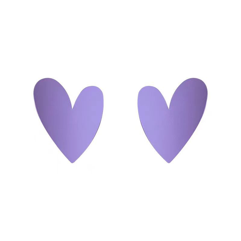Cute and sweet heart-shaped stud earrings for girls in 2025, new simple and niche design, high-end and elegant, versatile earrings for girls Item Picture