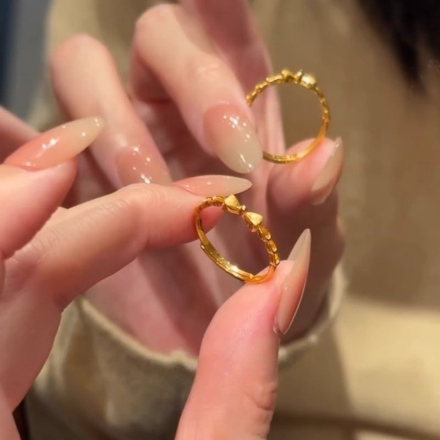The new Korean-style bow ring for women does not fade. It features a niche design and a high-end feel. It's a retro and sweet ring trend Specification drawing