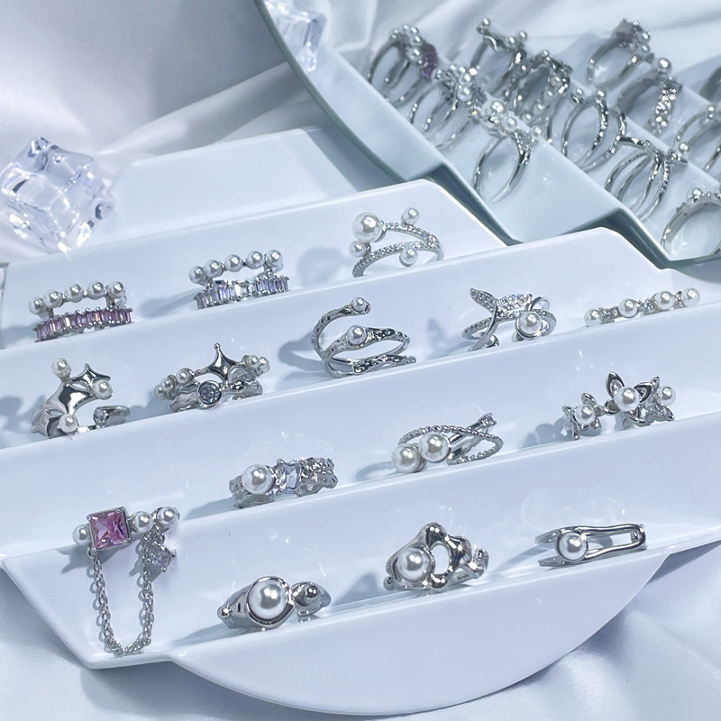 A simple and irregular geometric pearl-inlaid open-top ring with a touch of high-end women's elegance, a light luxury and fashionable style, and a cold style ring Specification drawing
