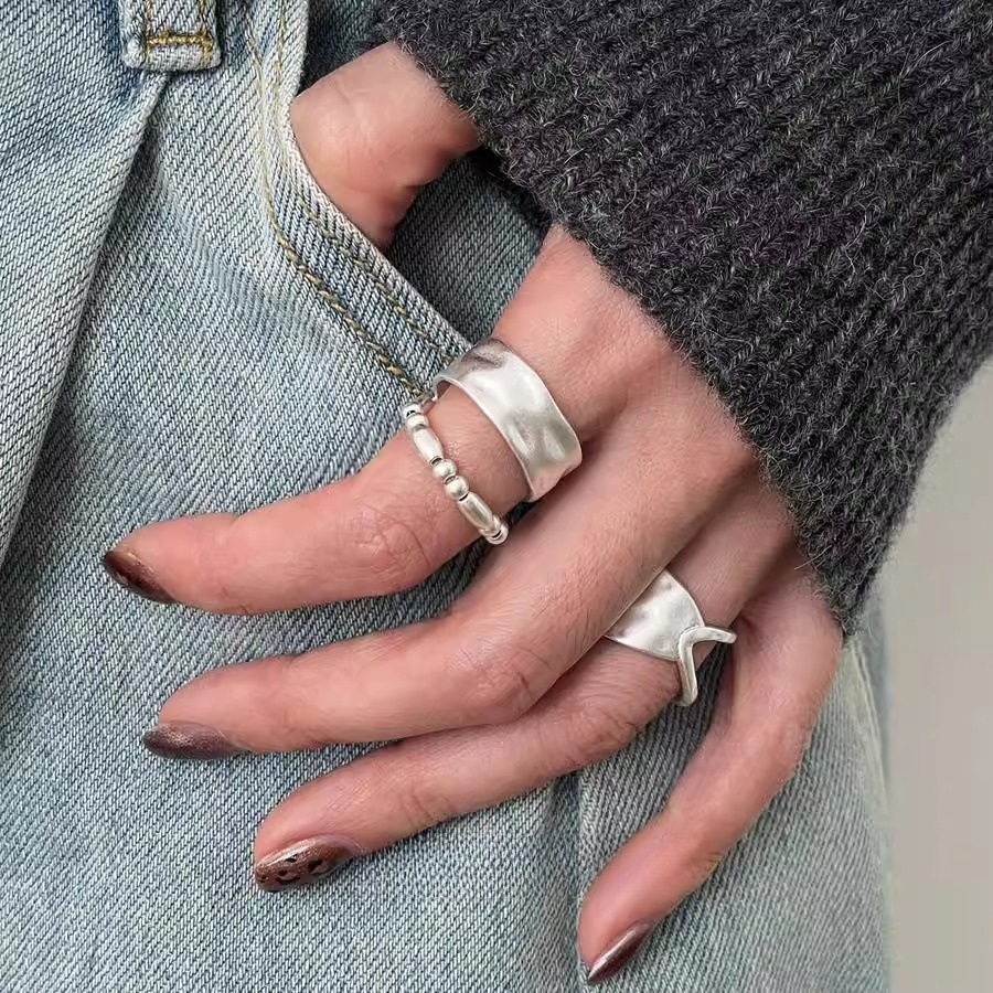 A cool matte wide ring made of 925 sterling silver for women, with a unique and light luxury ins niche design and a high-end open ring full figure