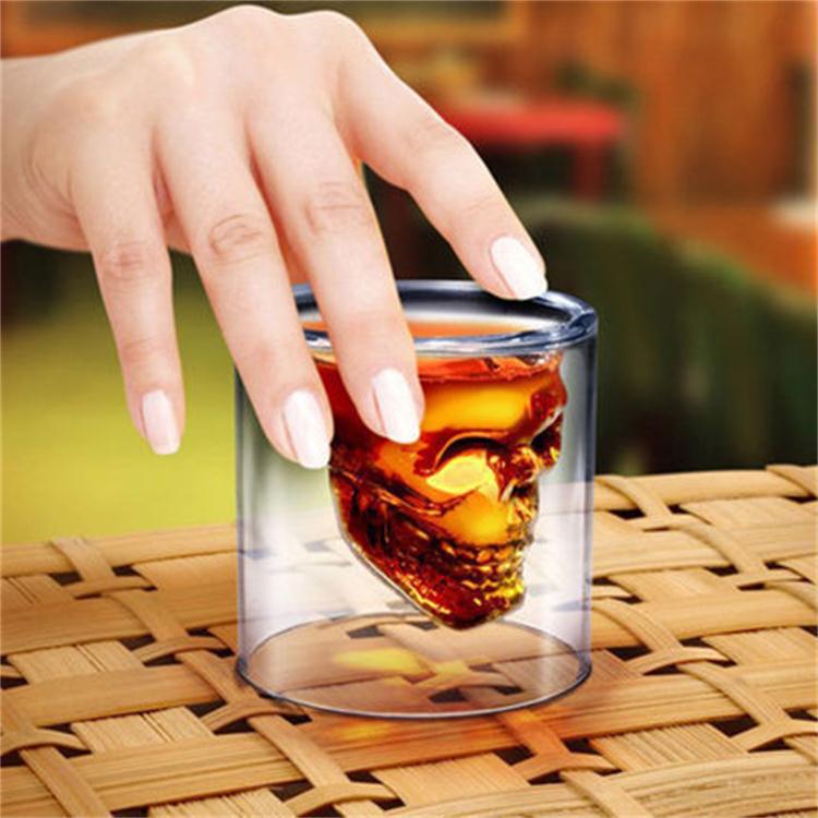 Customized double-layer glass skull cups, high-temperature resistant crystal beer mugs, creative whisky wine glasses, and trendy personalized cups Specification drawing