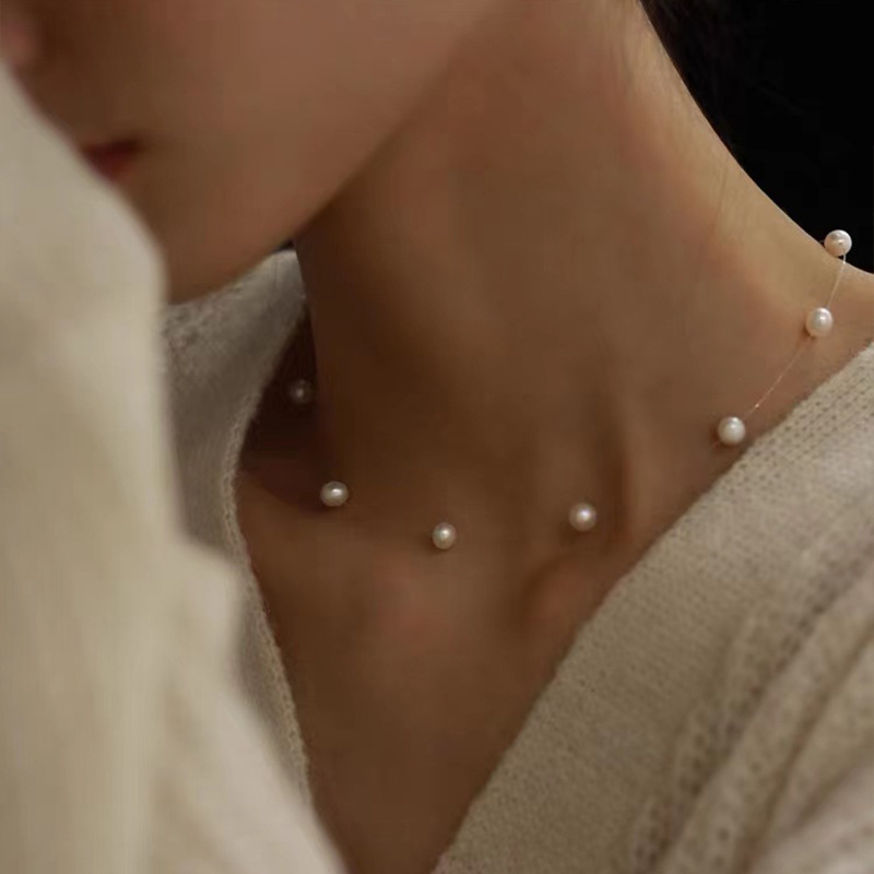 A versatile pearl collarbone chain necklace for women in summer, featuring a simple, light luxury and niche style, is a stylish and elegant neckband Specification drawing