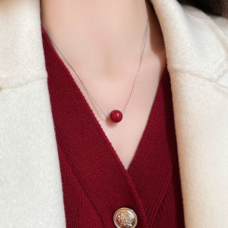 New Chinese-style Ankela red beaded necklace, snake bone chain, women's niche, elegant and fashionable neckchain, collarbone chain details Picture