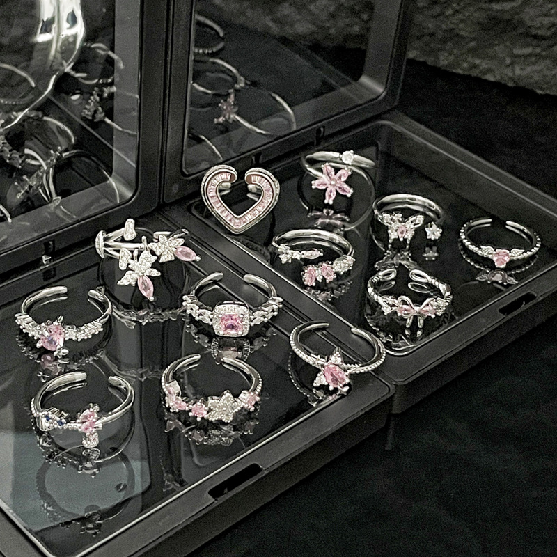Sweet and cool pink diamond butterfly irregular simple and fashionable open ring, adjustable for women, cold style, layered and niche ring Application Scenario