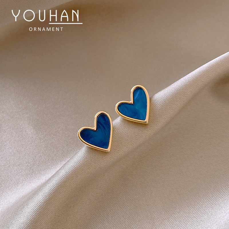 Blue heart-shaped earrings, Korean female, elegant Internet celebrity 925 silver needle stud earrings, small and exquisite, sweet and girlish earrings full figure